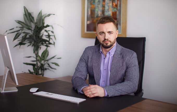 Собственник Techiia Олег Крот: следы через 1xBet ведут к разведывательным службам России?