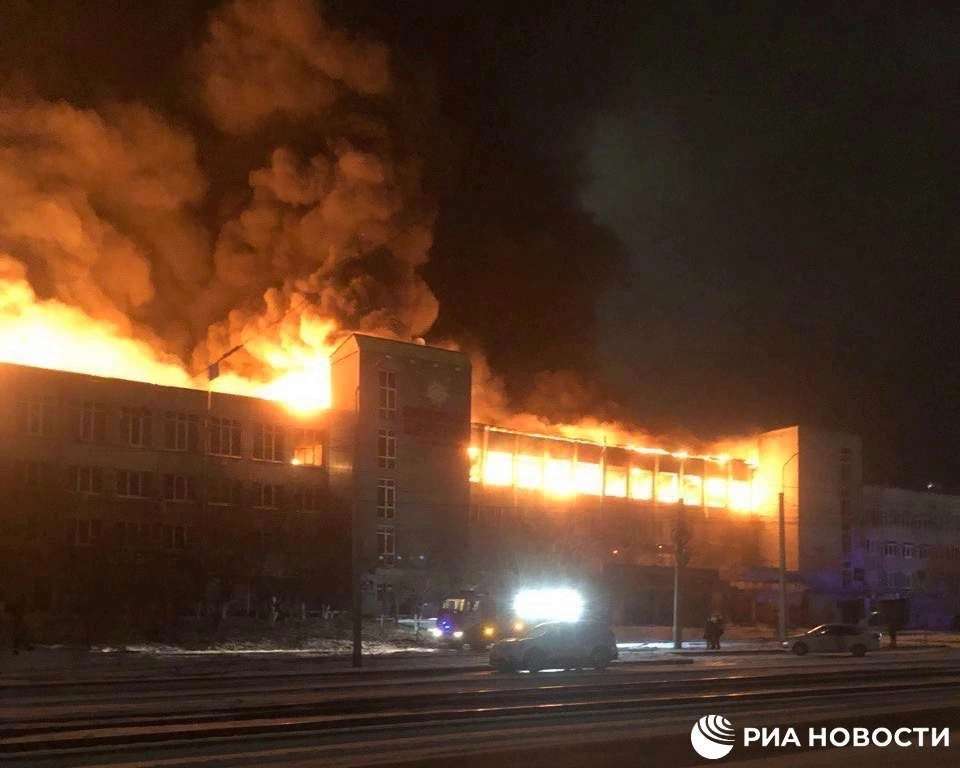 Подробности пожара в ТЦ Гвоздь